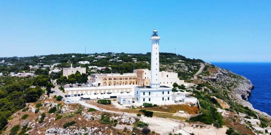 Leuca faro e santuario di Santa Maria de Finibus Terrae